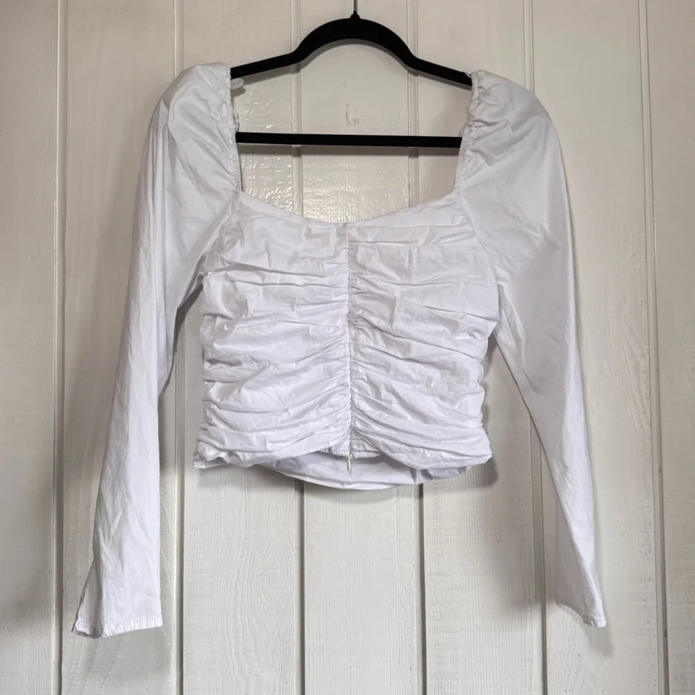 ASTR The Label White Puff Sleeve Ruched Top